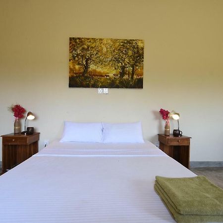 Captain'S Bird Safari Lodge Puttalam Buitenkant foto