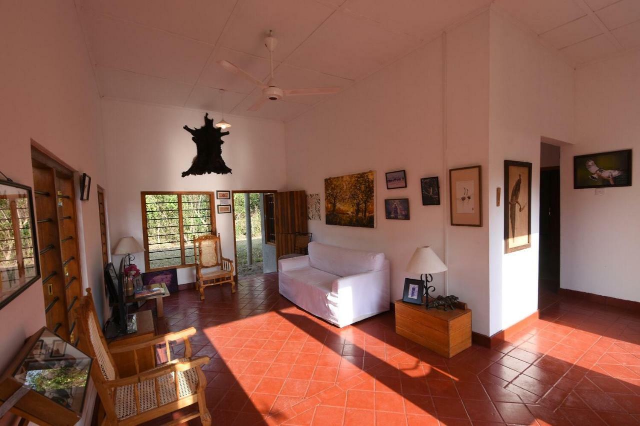 Captain'S Bird Safari Lodge Puttalam Buitenkant foto